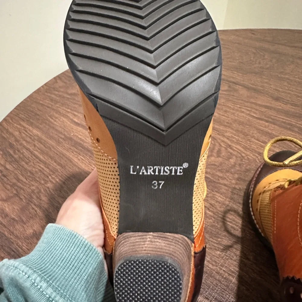 L'ATISTE Bardot Pieced Leather Oxford Pumps Size 6.5 NWOT - Picture 9 of 15